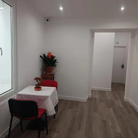 Casalondres Emtr77 Pensjonat