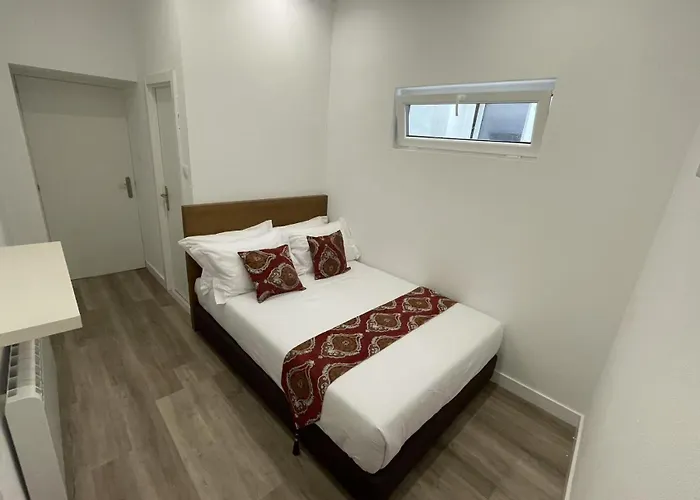 Casalondres Emtr77 Pensjonat 3*