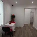 Casalondres Emtr77 Guest house